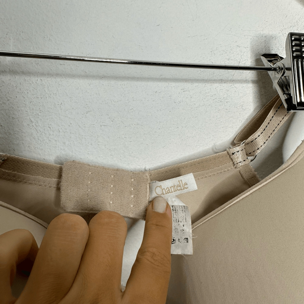 Chantelle Basic Invisible Smooth Support T-Shirt … - image 3